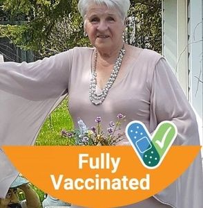 Meet your Posher, Claire